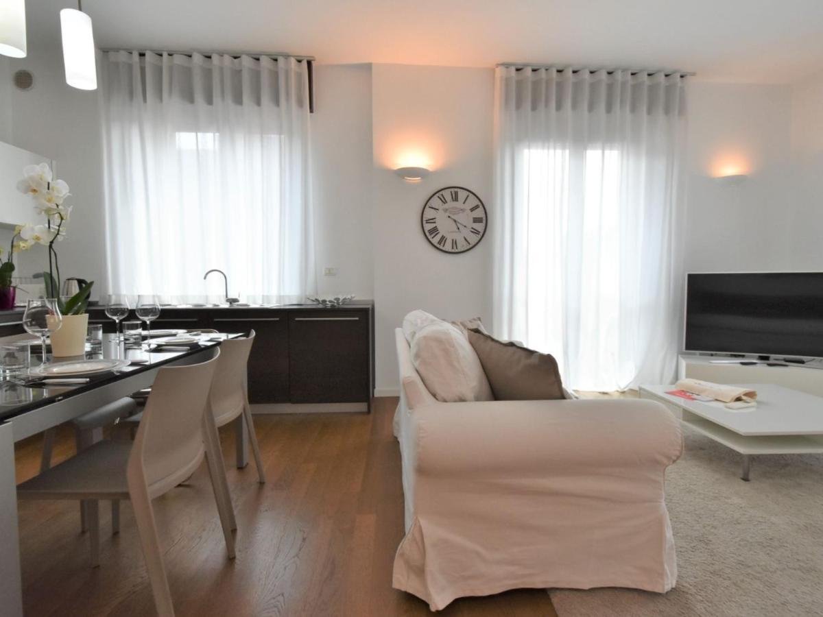 Apartment Corso Genova Apartment By Interhome Mailand Exterior foto