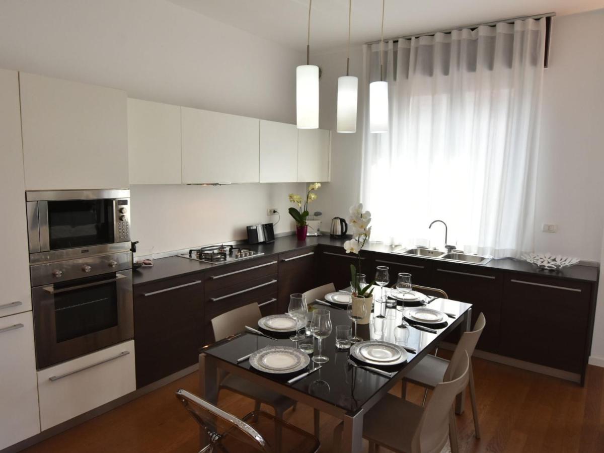Apartment Corso Genova Apartment By Interhome Mailand Exterior foto